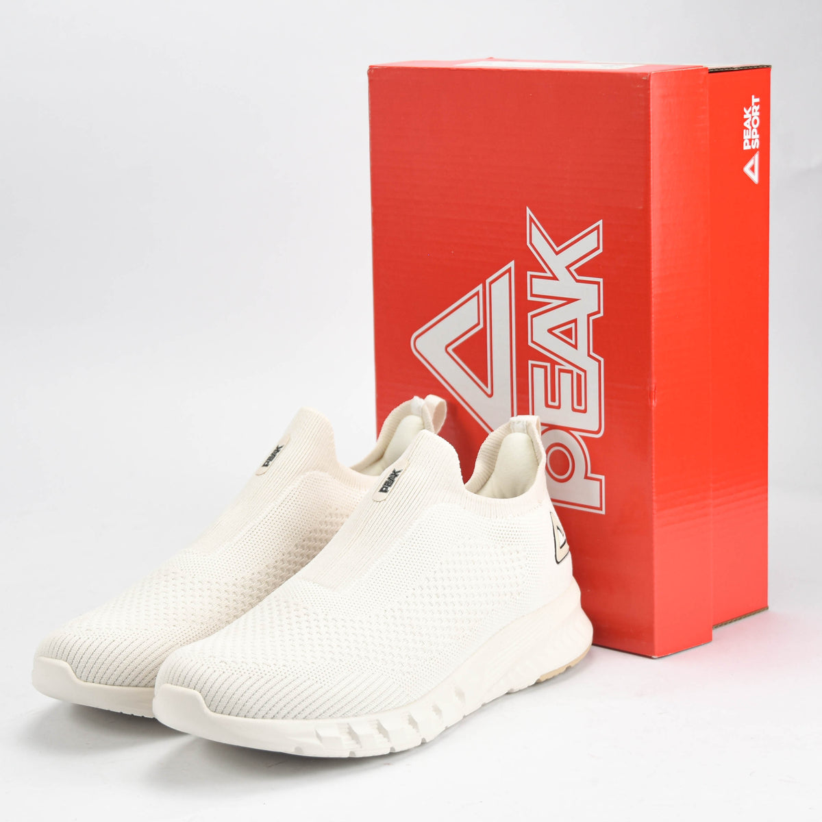 PEAK SHOES