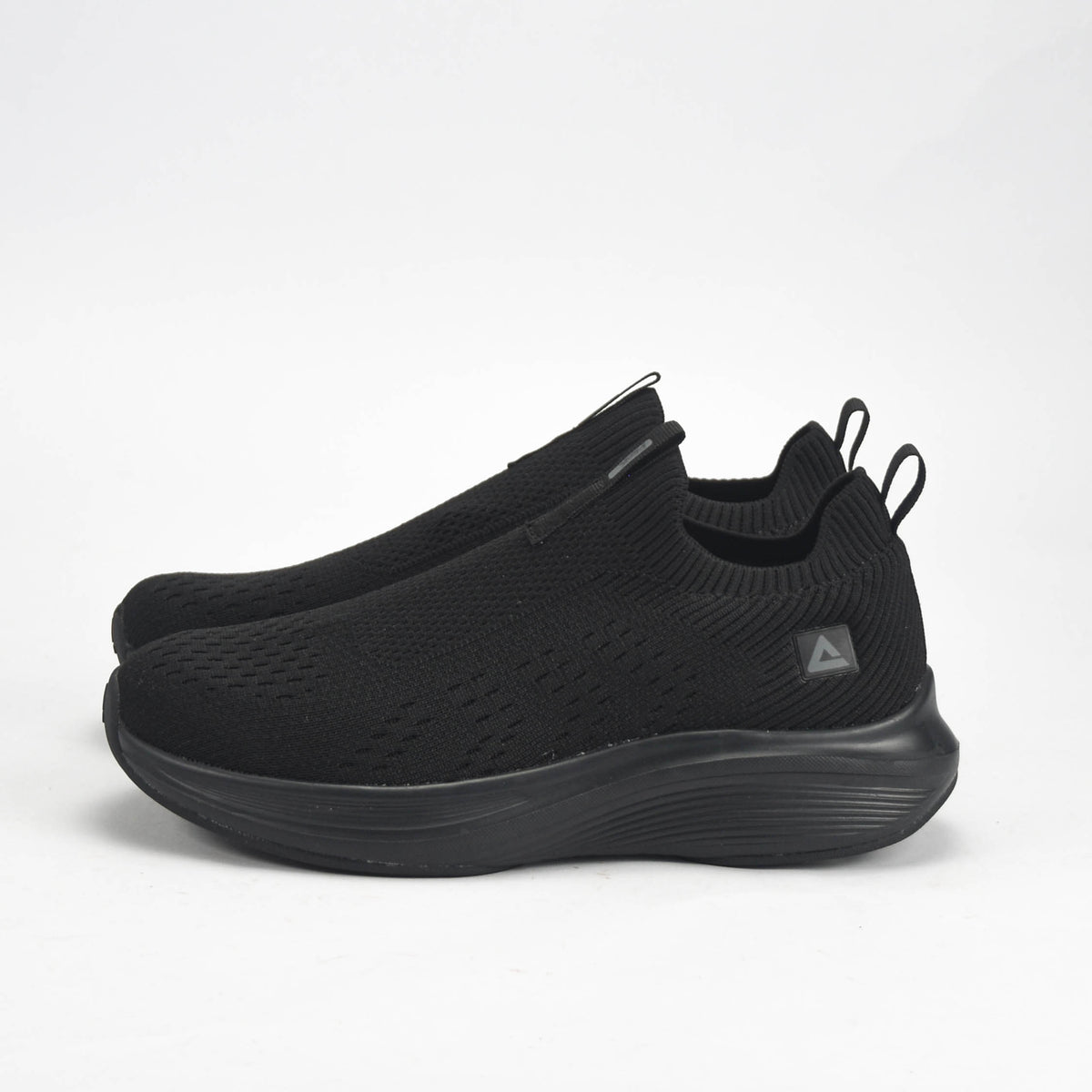 PEAK SHOES