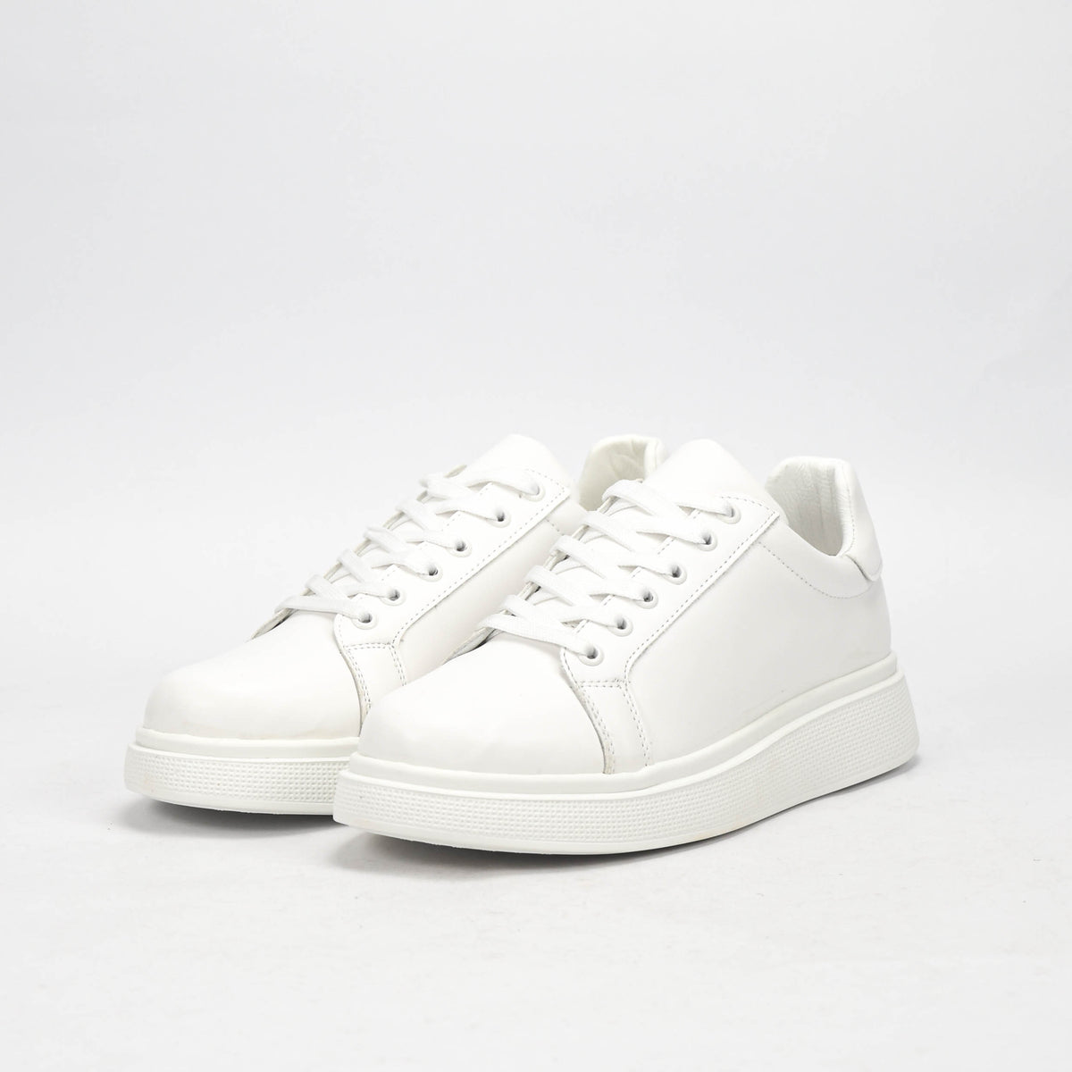 CASUAL SHOES WHITE