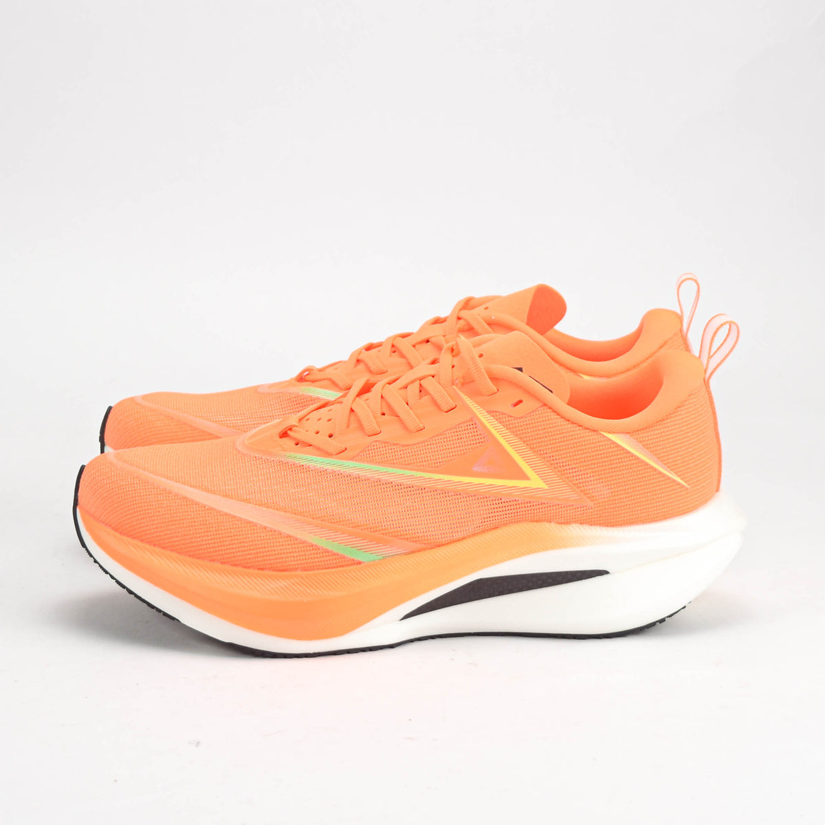 PEAK SHOES