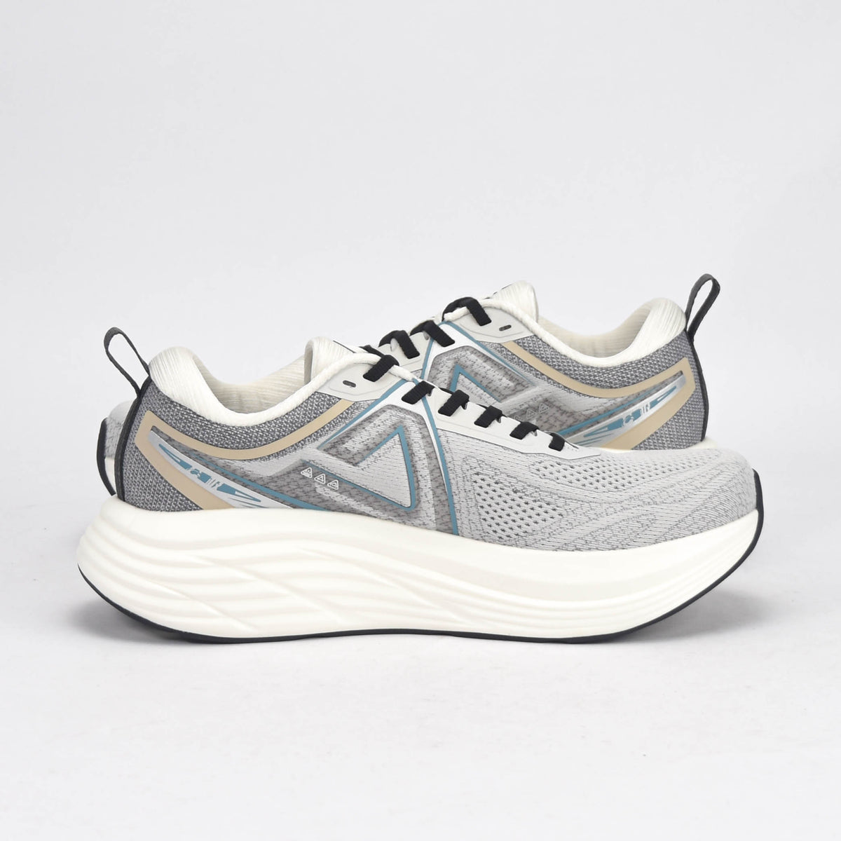 PEAK SHOES