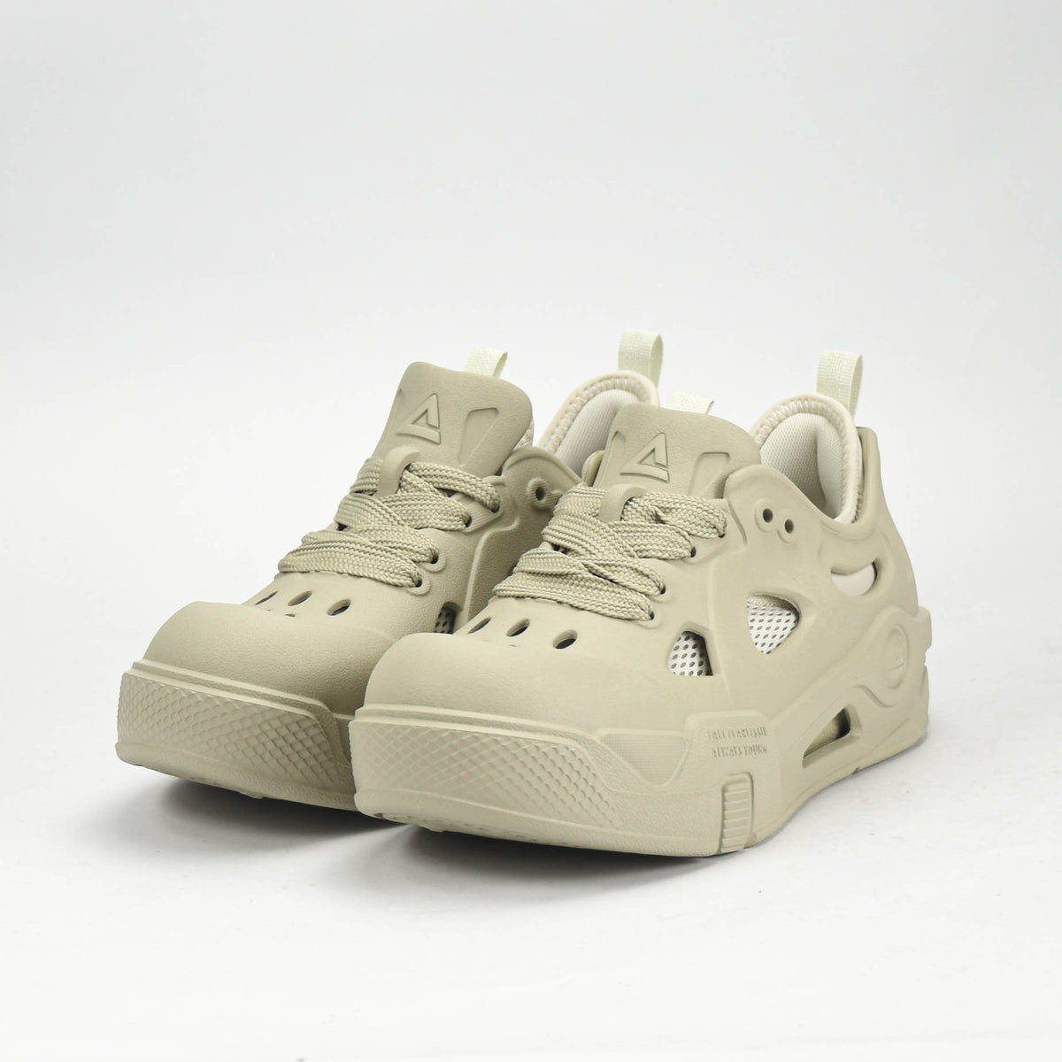 PEAK SPORTS SHOES