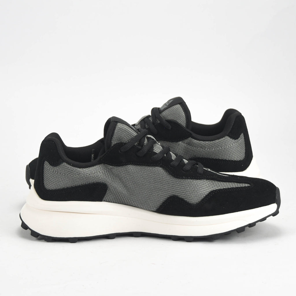 PEAK SHOES